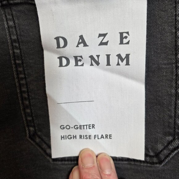 Daze Go Getter Jeans Carpender Distressed High Rise Flare Leg Black Size 26 - Picture 10 of 17